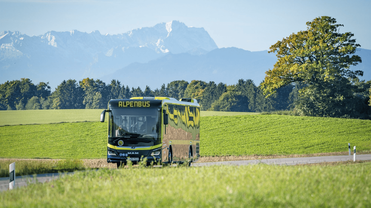 Mehr über den Artikel erfahren Tourenvorschlag Alpenbus